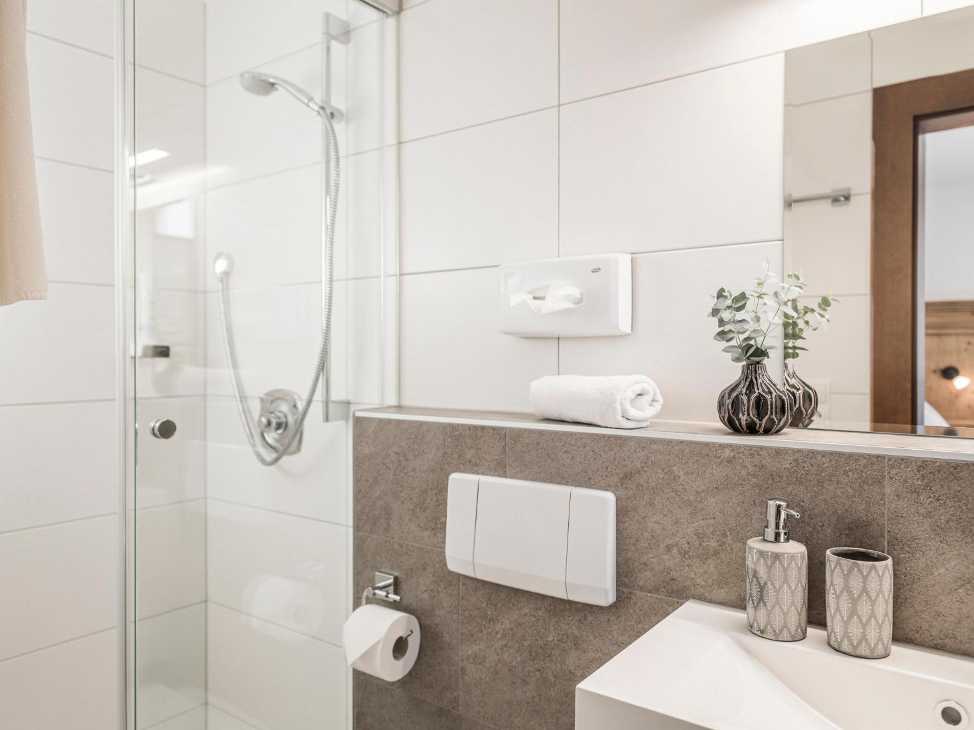 Haus Christine Hotel Рид им Цилертал Екстериор снимка
