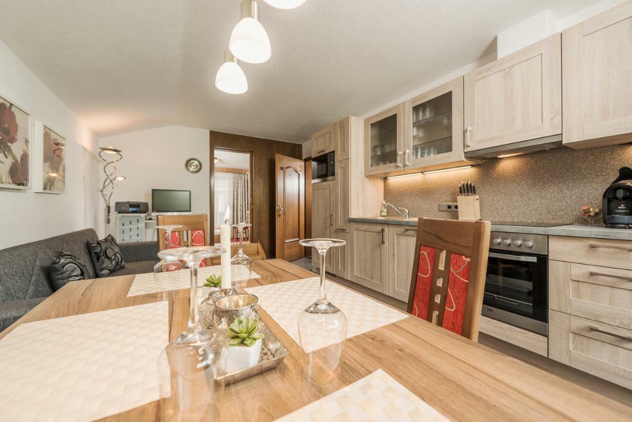 Haus Christine Hotel Рид им Цилертал Екстериор снимка